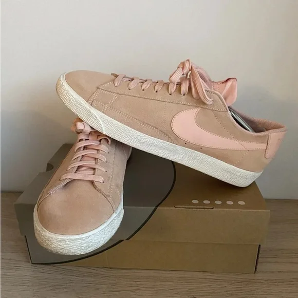 Nike SB Blazer Low Pink Orange Suede Lace-Up Sneakers 371760-801- Mens Size 12 - Picture 8 of 11